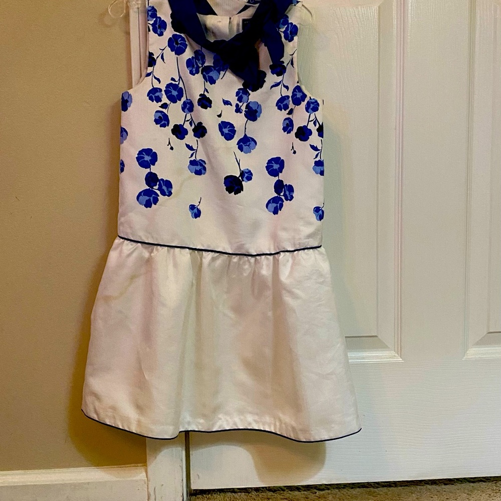 Beautiful Janie and Jack dress. White and blue. Size 7